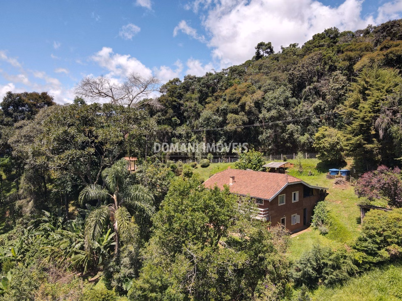 Casa de 3.950 m² em Campos do Jordão, SP