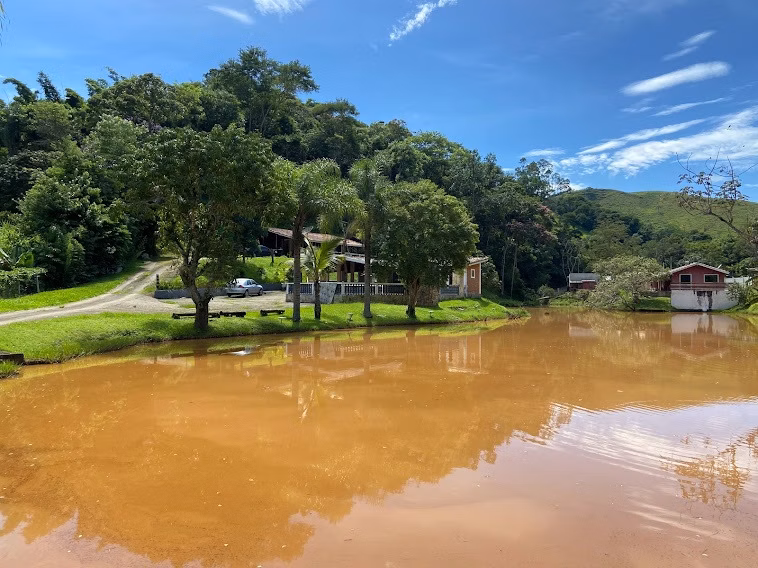 Country home of 4 acres in São José dos Campos, SP, Brazil