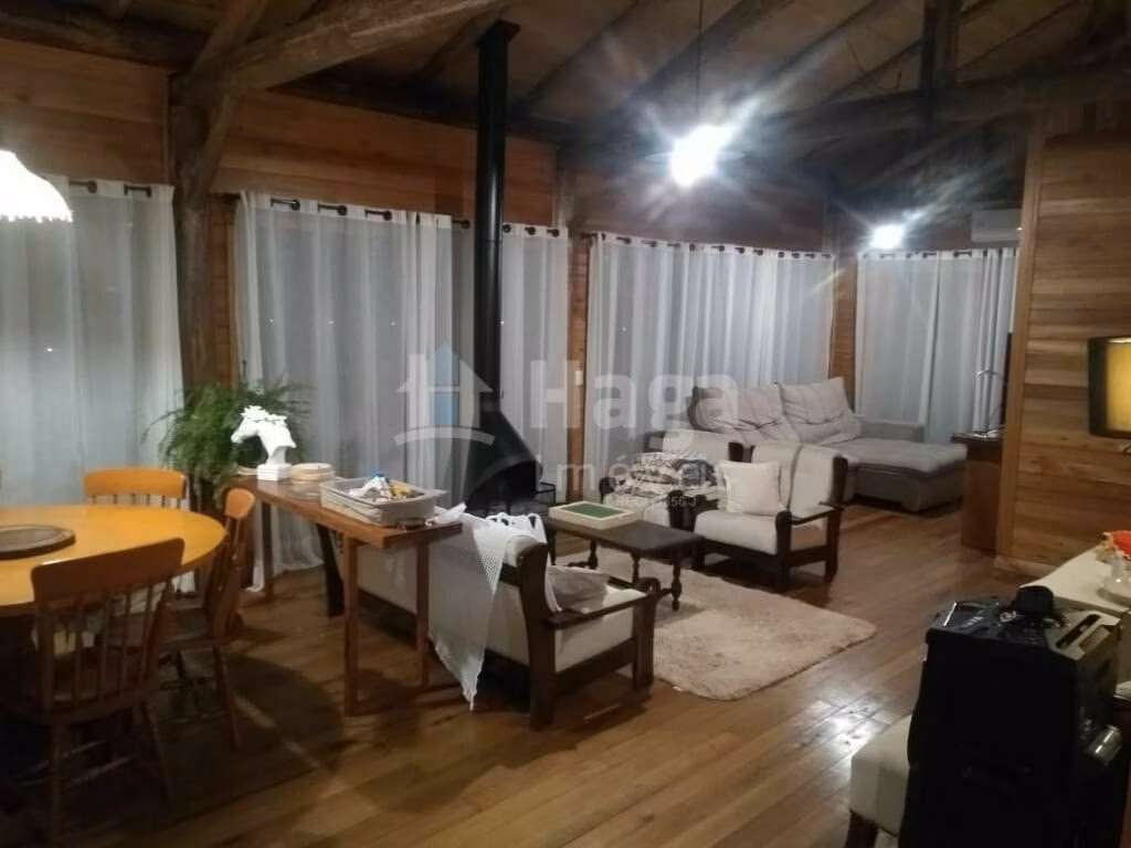 Country home of 912 m² in Tijucas, SC, Brazil