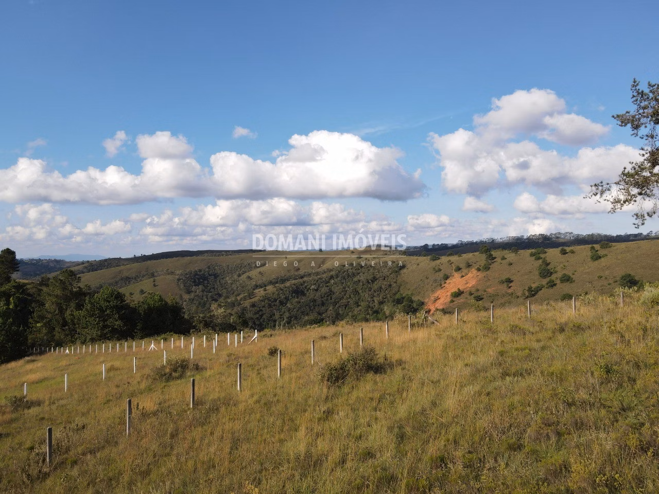 Terreno de 1.160 m² em Campos do Jordão, SP