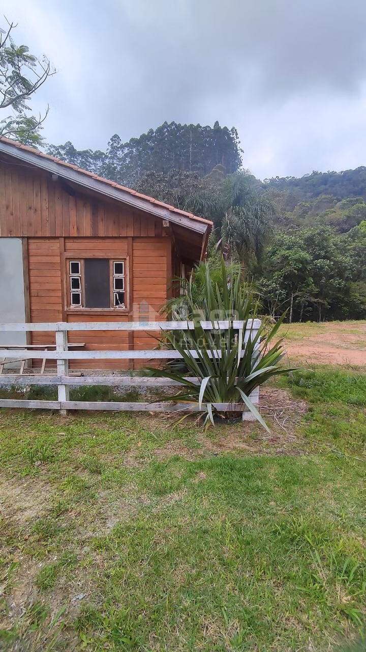 Farm of 1,370 m² in Major Gercino, SC, Brazil