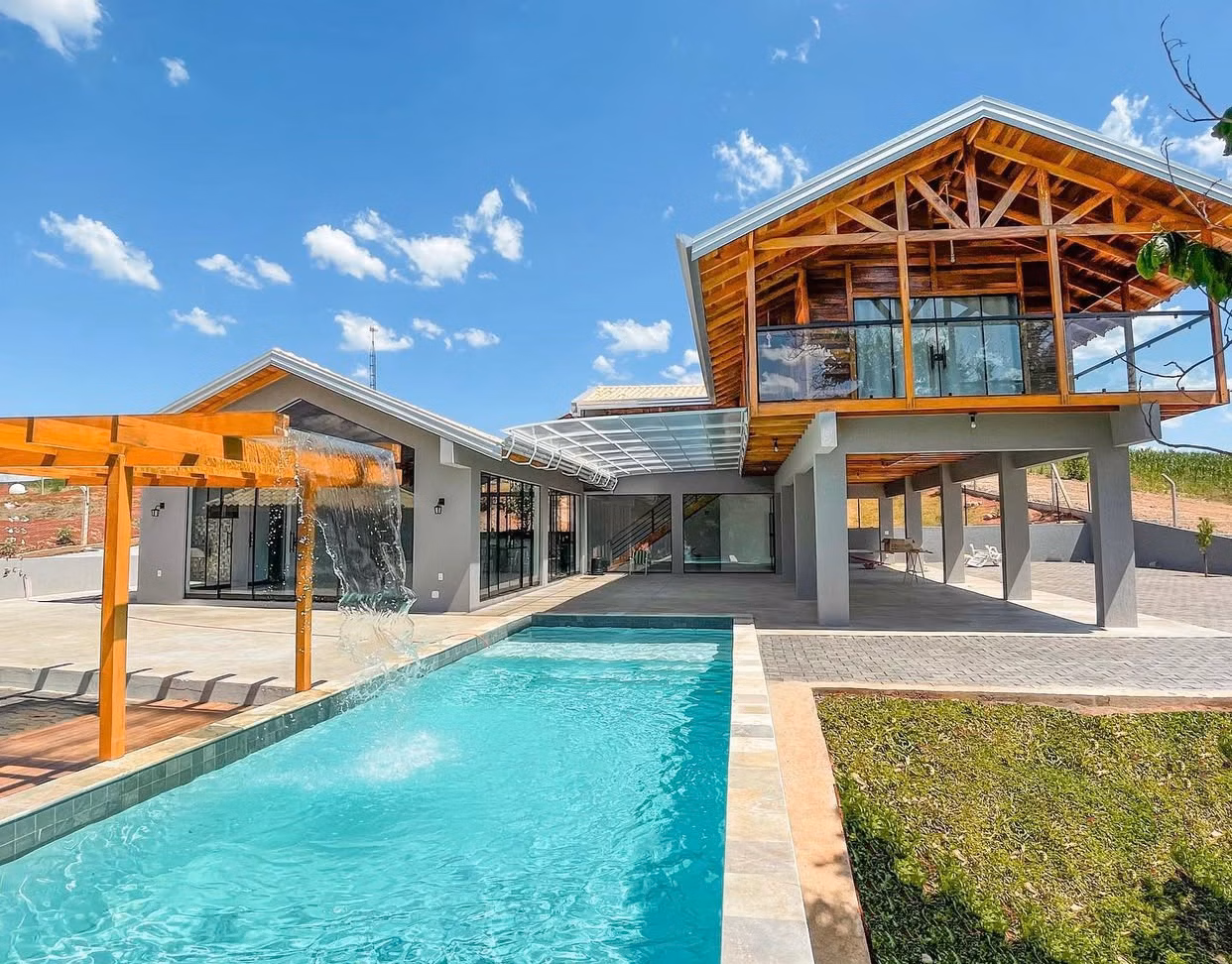 Country home of 2,500 m² in Quinta do Sol, PR, Brazil