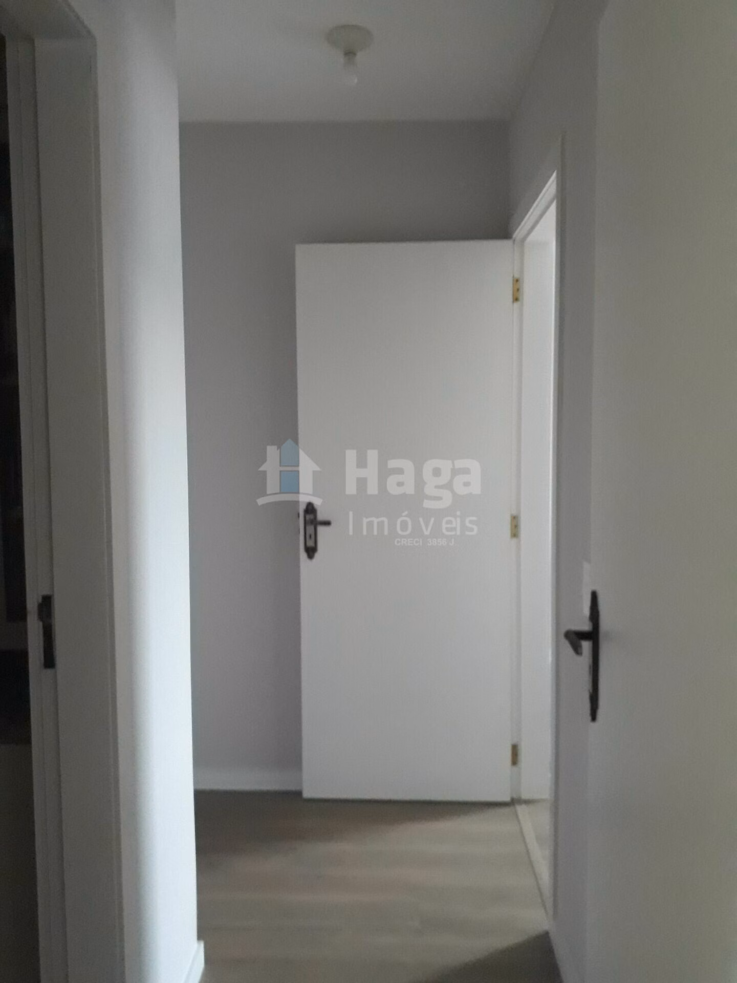 Casa de 1.262 m² em Brusque, SC