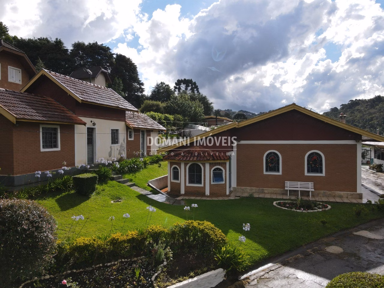 Casa de 1.050 m² em Campos do Jordão, SP