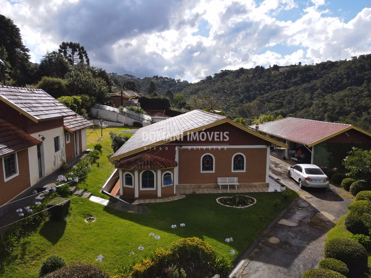 Casa de 1.050 m² em Campos do Jordão, SP
