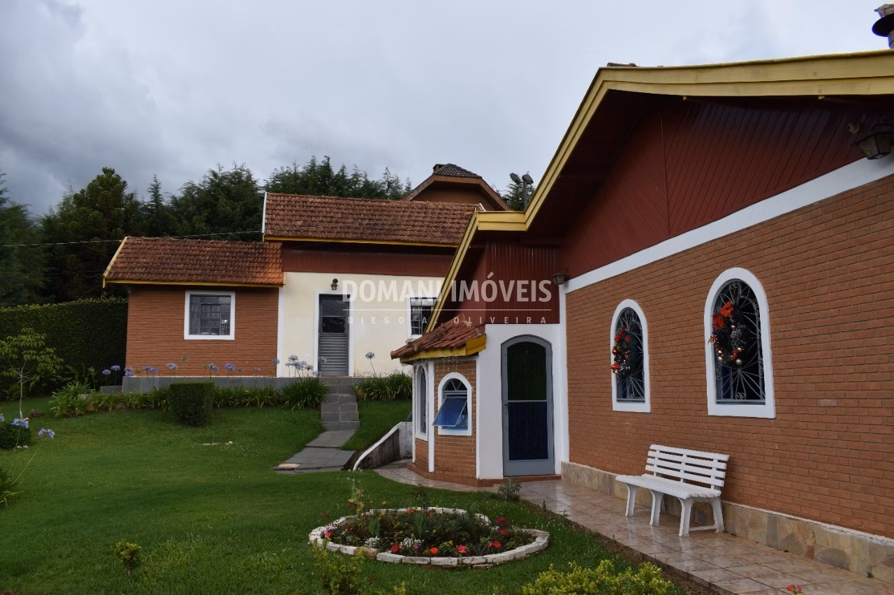 Casa de 1.050 m² em Campos do Jordão, SP
