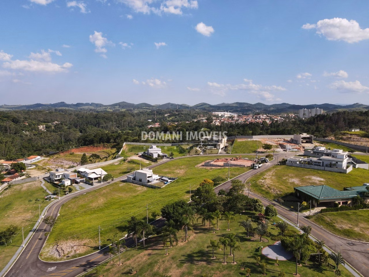 Terreno de 803 m² em São José dos Campos, SP
