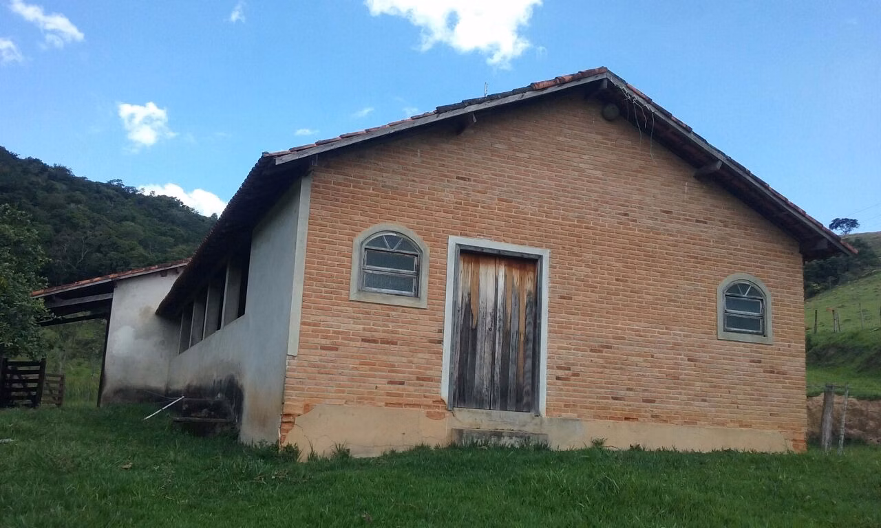 Sítio de 61 ha em Cunha, SP