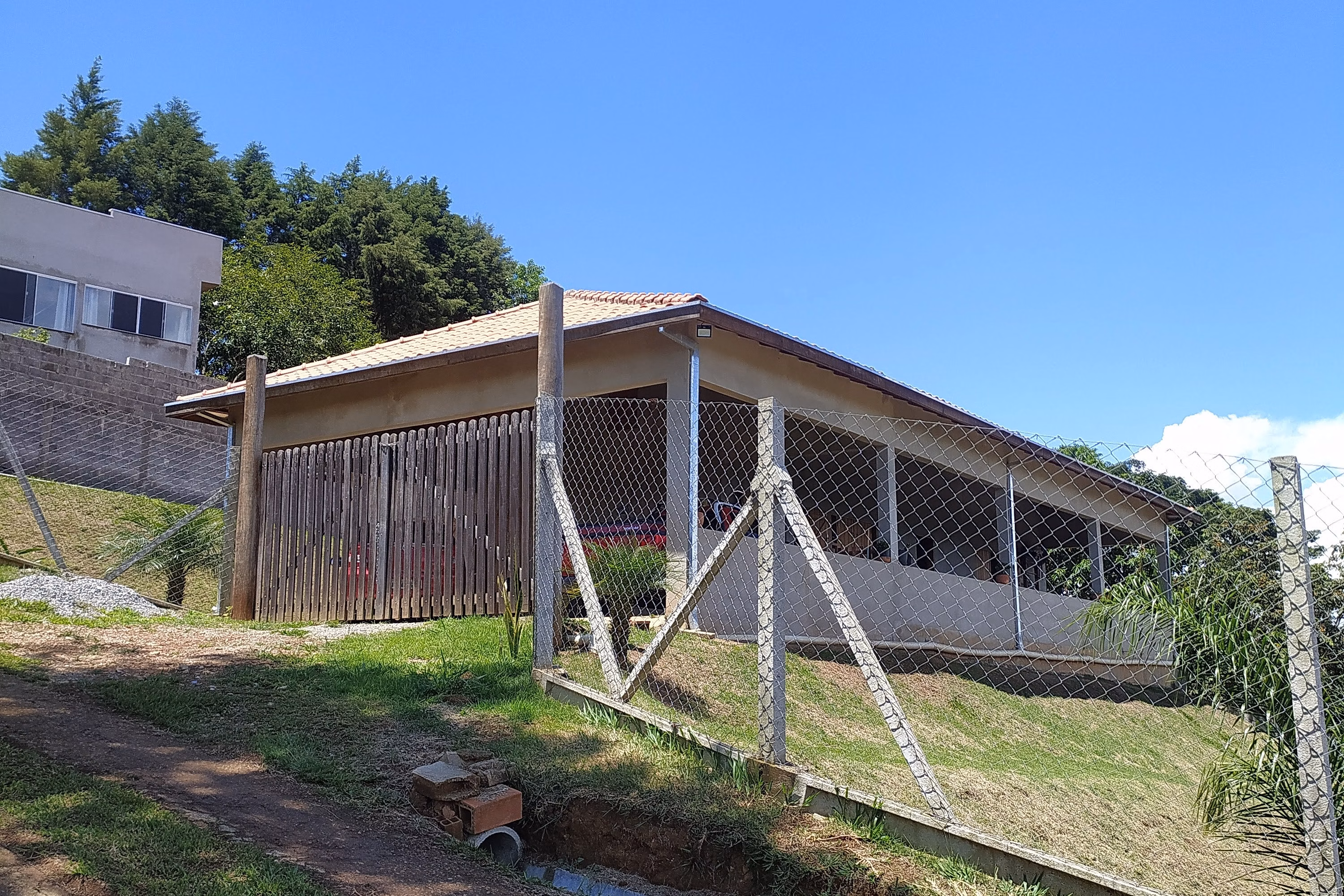Chácara de 2.500 m² em São José dos Campos, SP
