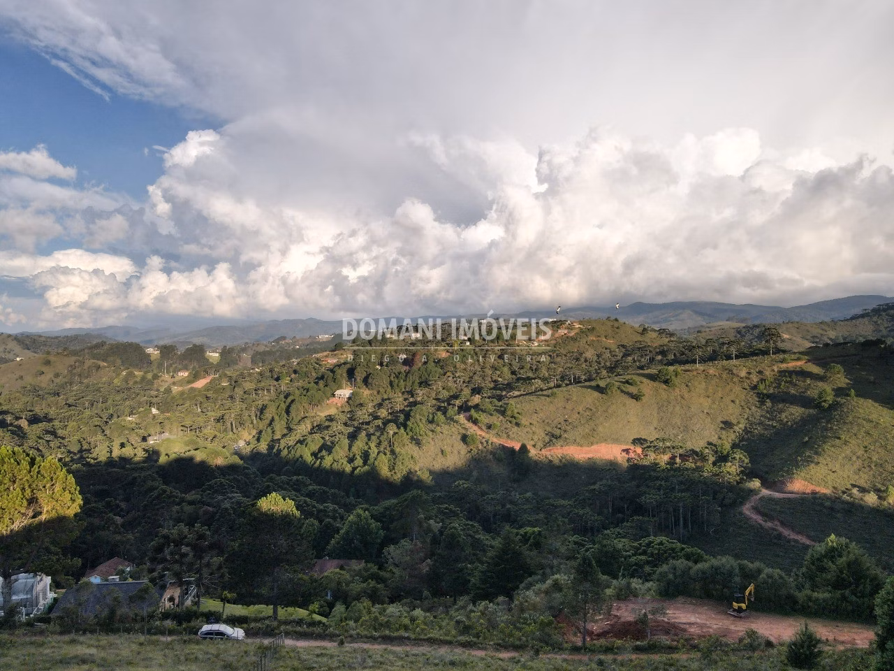 Terreno de 1.340 m² em Campos do Jordão, SP