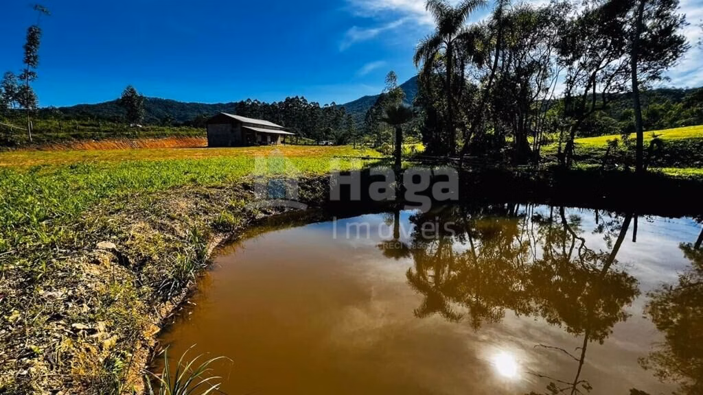 Fazenda de 4.700 m² em Porto Belo, SC