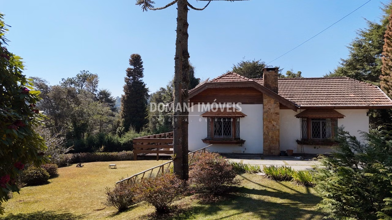 Casa de 1.250 m² em Campos do Jordão, SP