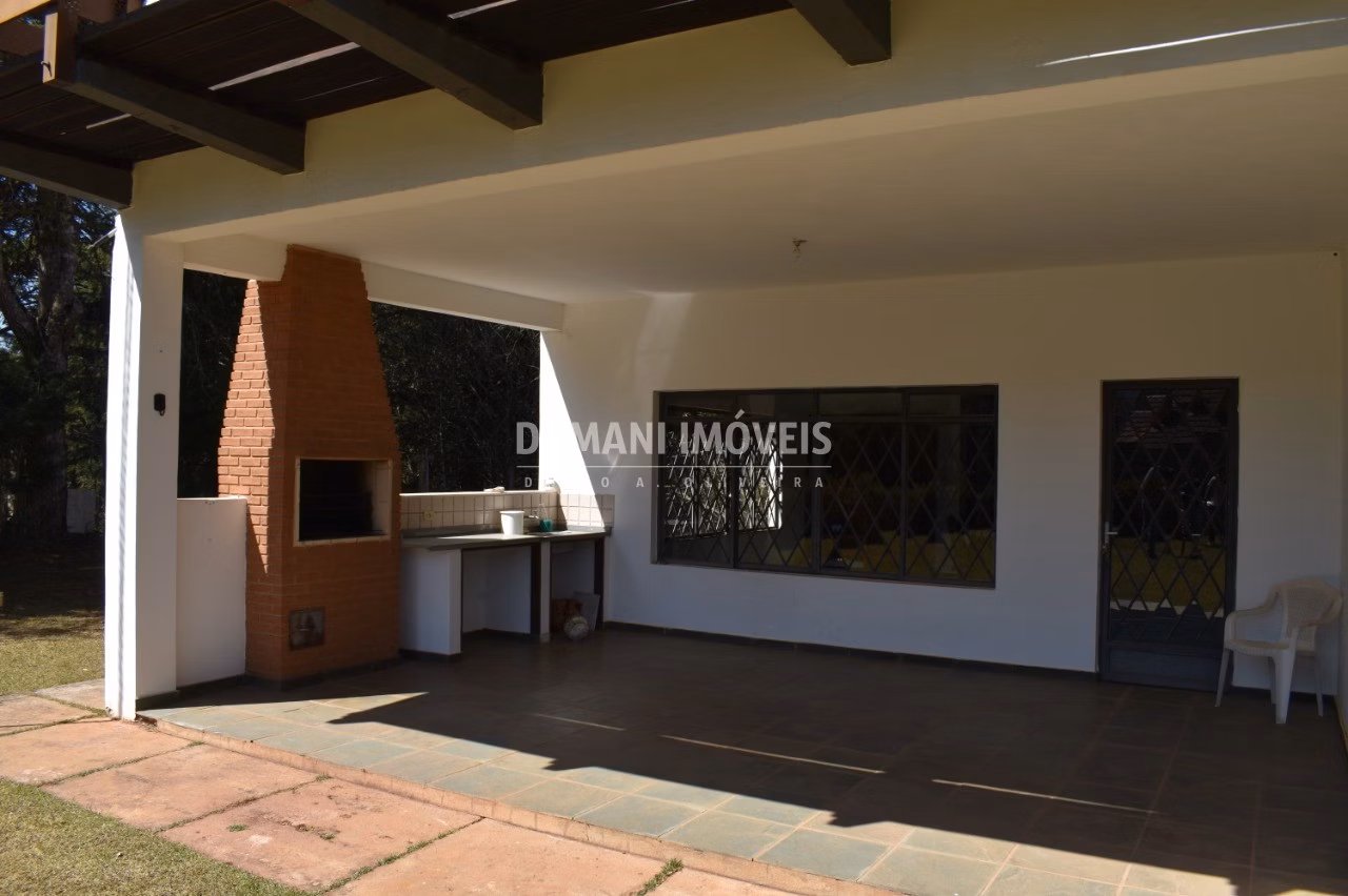 Casa de 1.250 m² em Campos do Jordão, SP