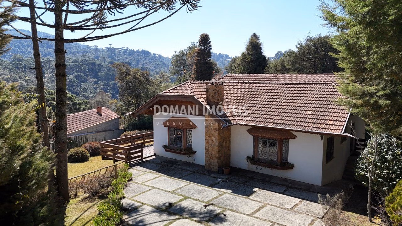 Casa de 1.250 m² em Campos do Jordão, SP