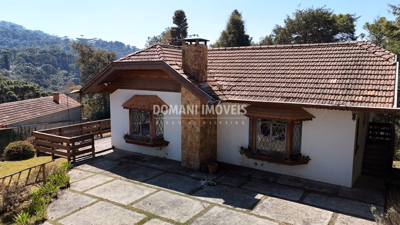Casa de 1.250 m² em Campos do Jordão, SP