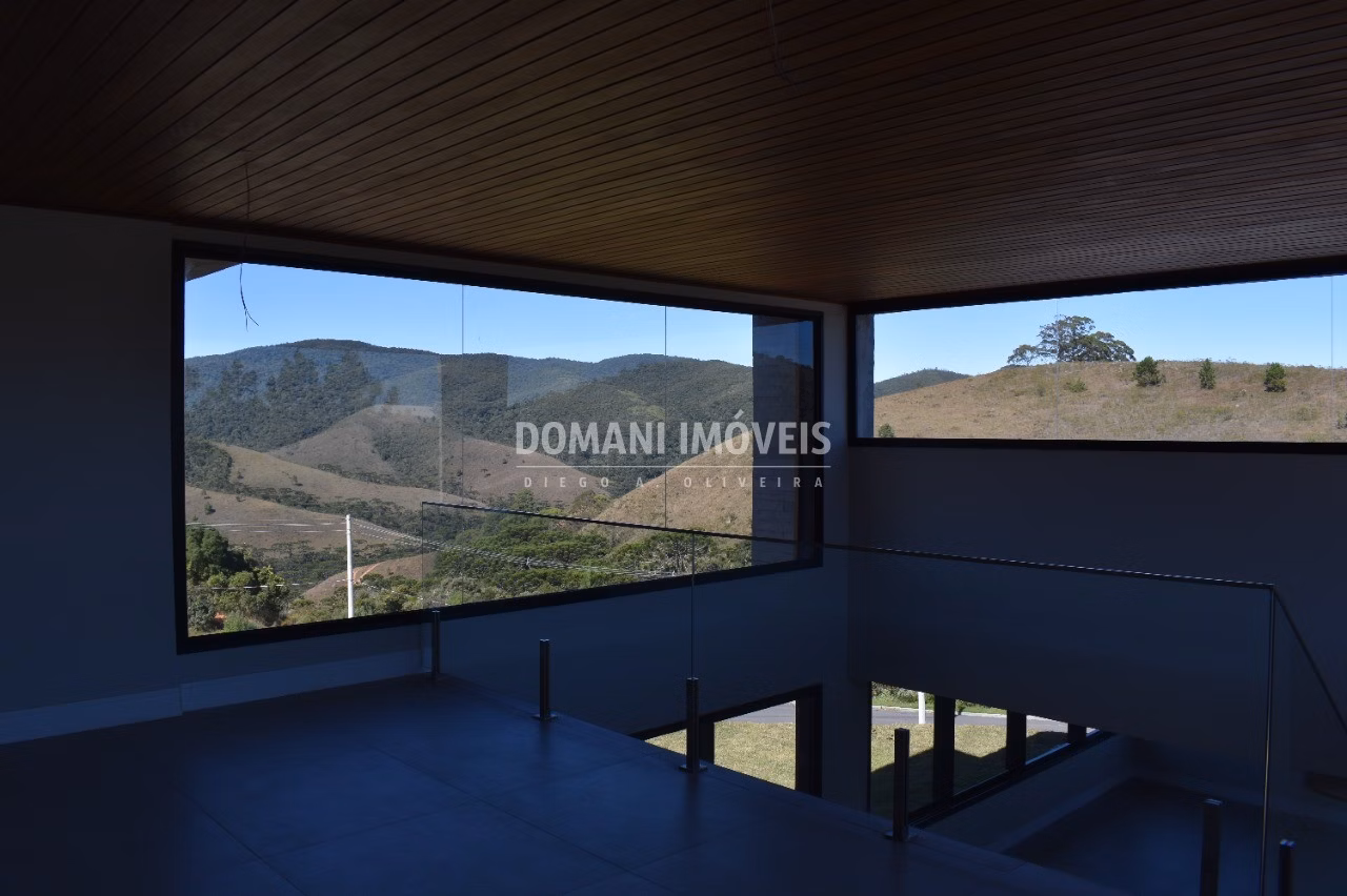 Casa de 2.990 m² em Campos do Jordão, SP