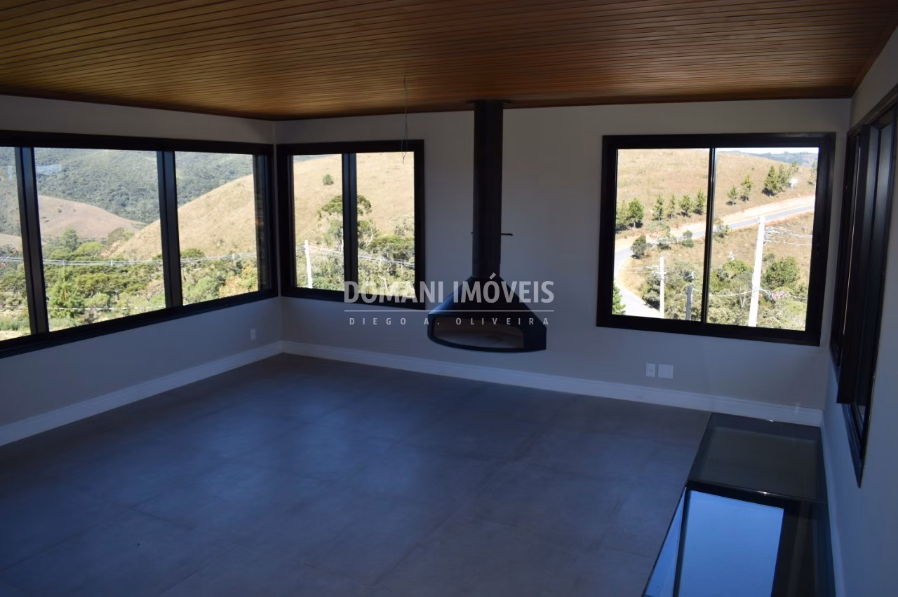 Casa de 2.990 m² em Campos do Jordão, SP