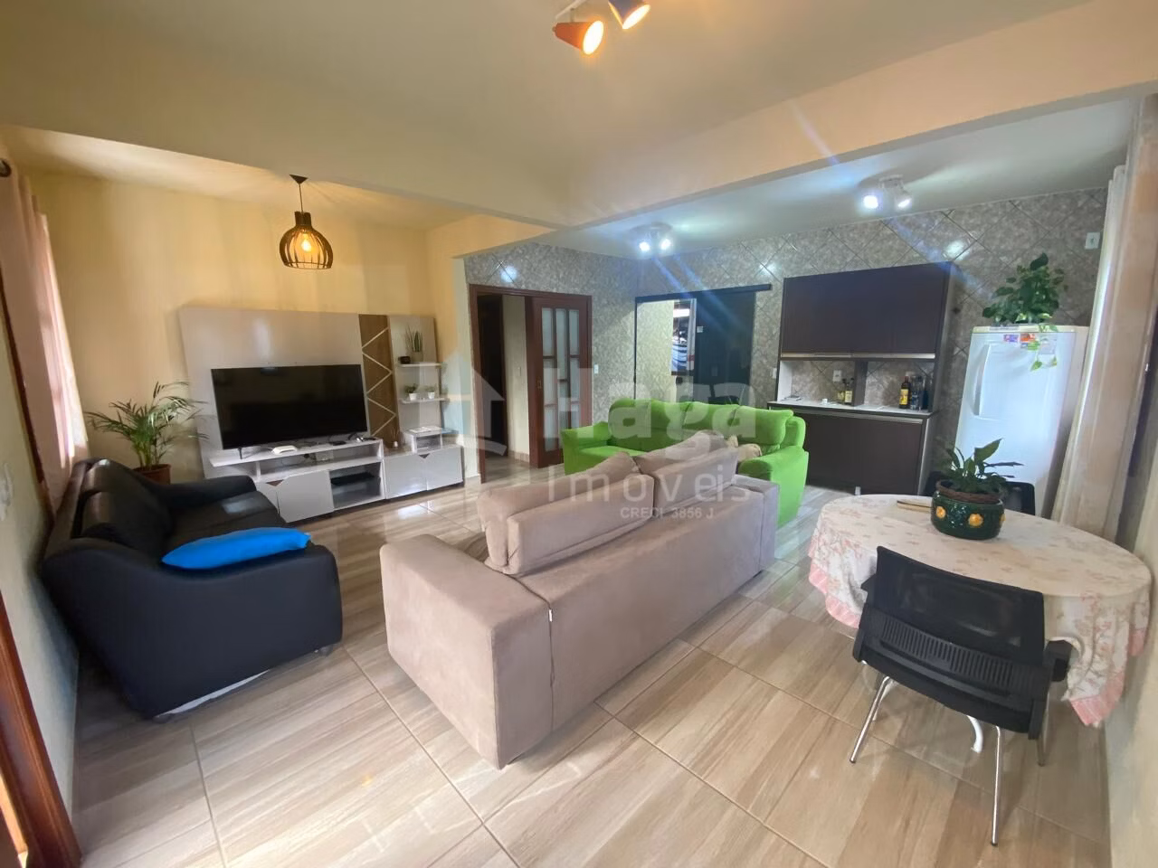 Casa de 427 m² em Nova Trento, SC