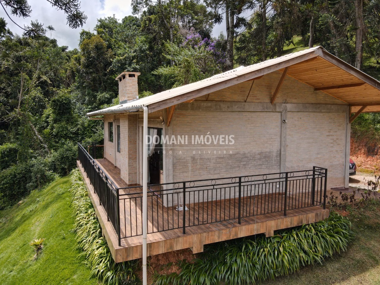 Casa de 1.110 m² em Campos do Jordão, SP