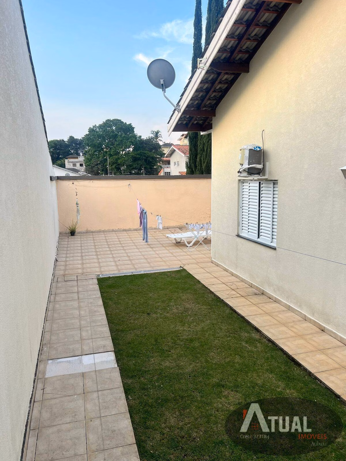 Casa de 385 m² em Atibaia, SP