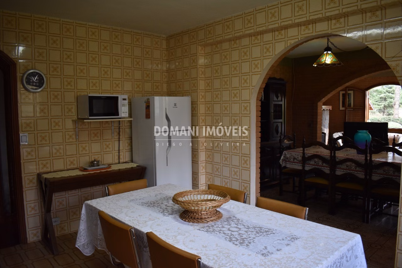 Casa de 1.500 m² em Campos do Jordão, SP