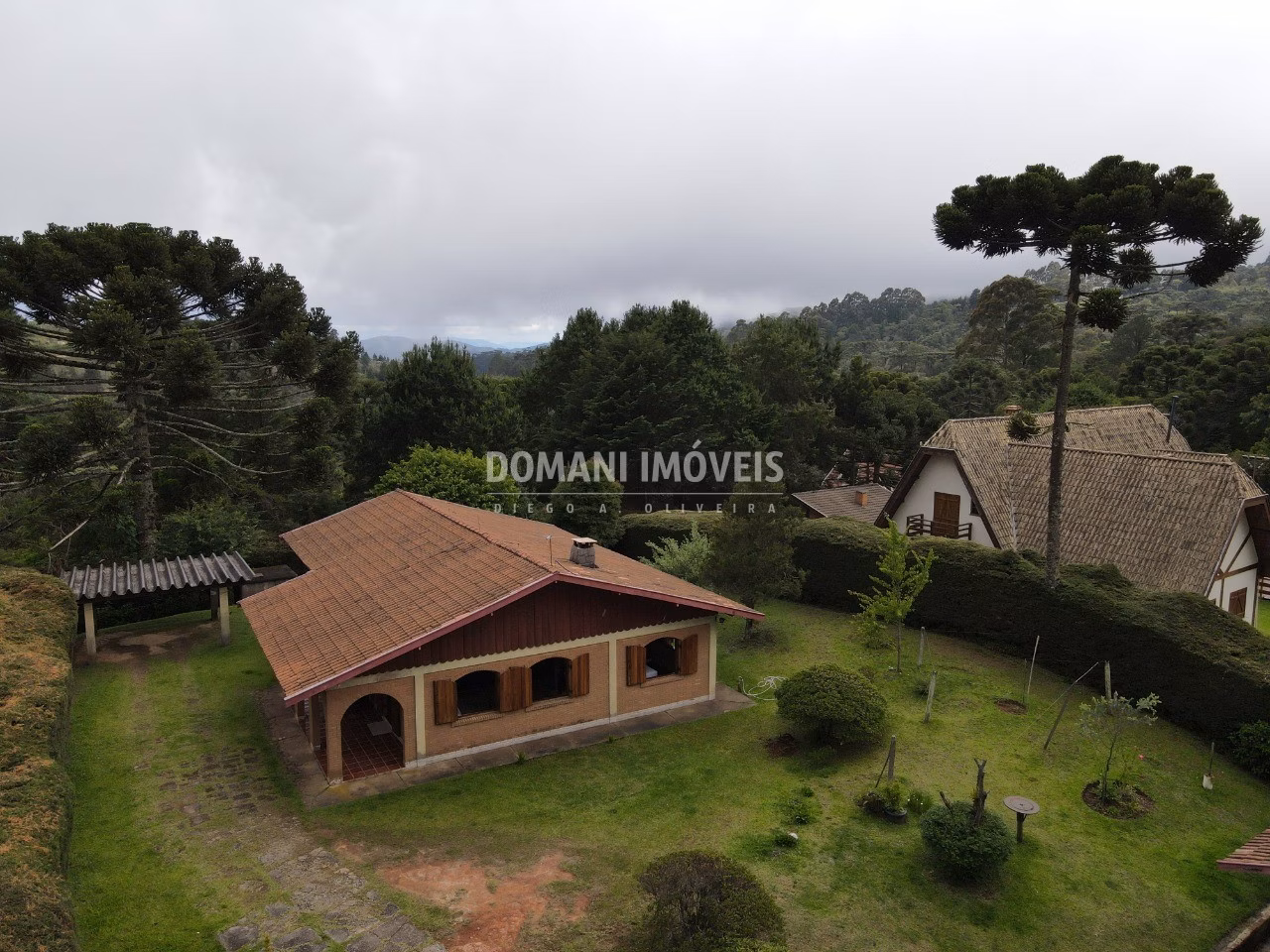 Casa de 1.500 m² em Campos do Jordão, SP