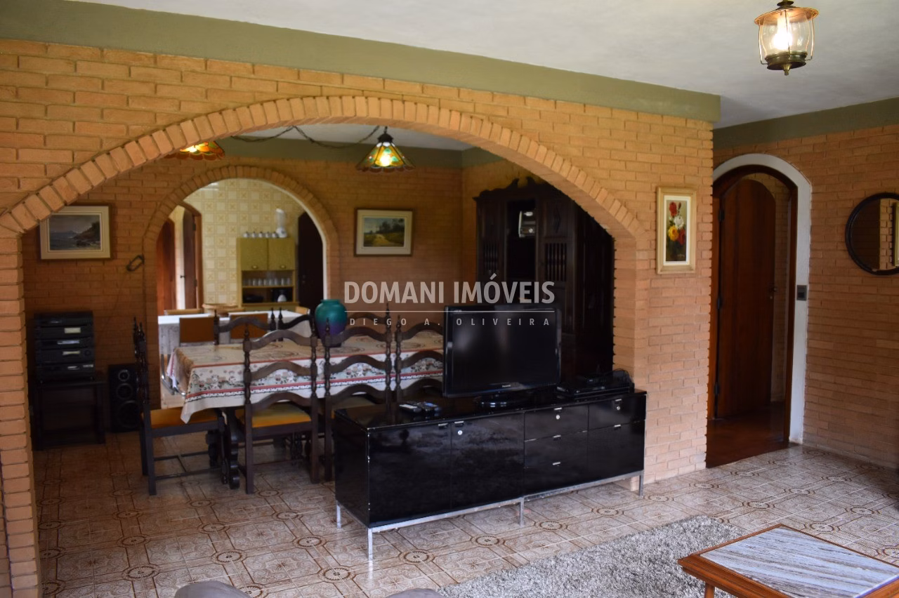 Casa de 1.500 m² em Campos do Jordão, SP