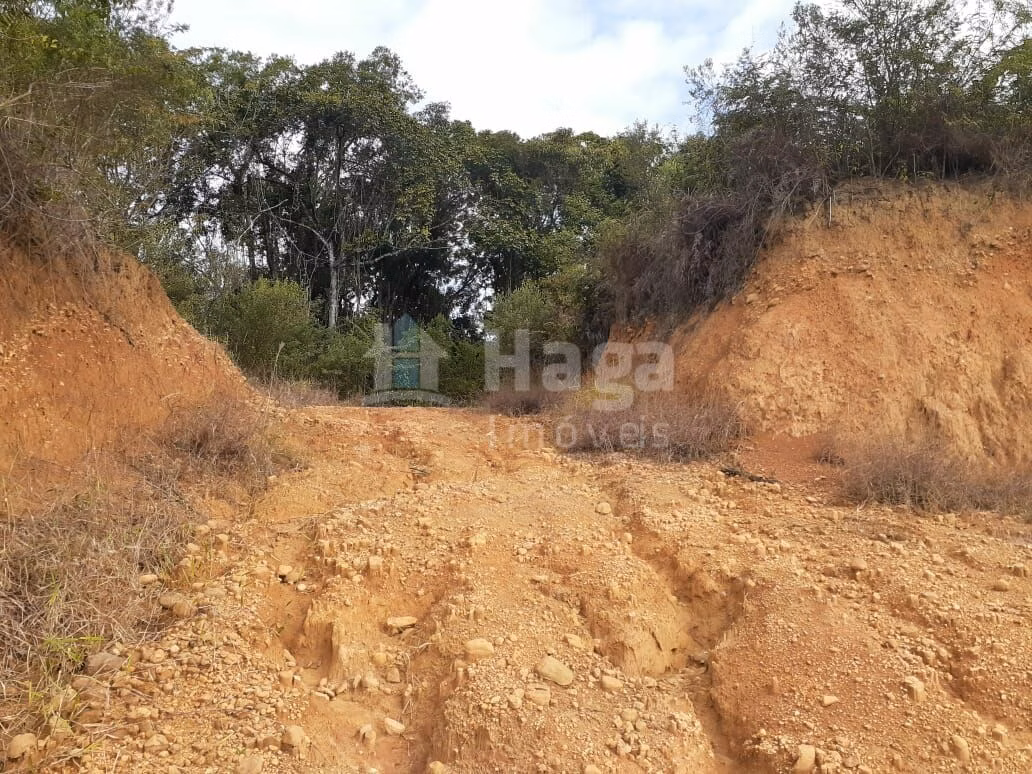 Terreno de 340 m² em Botuverá, SC