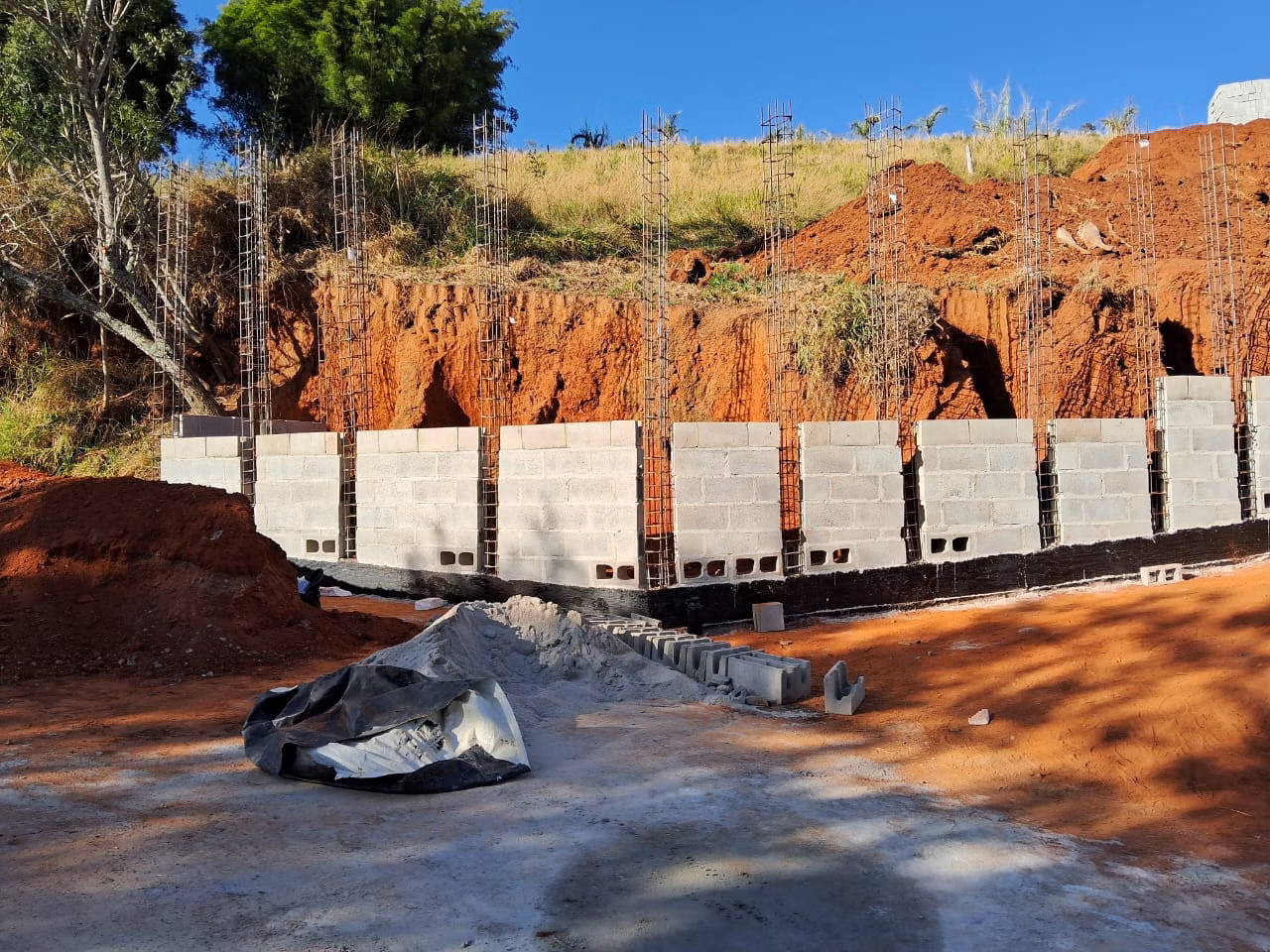 Terreno de 1.308 m² em Taubaté, SP