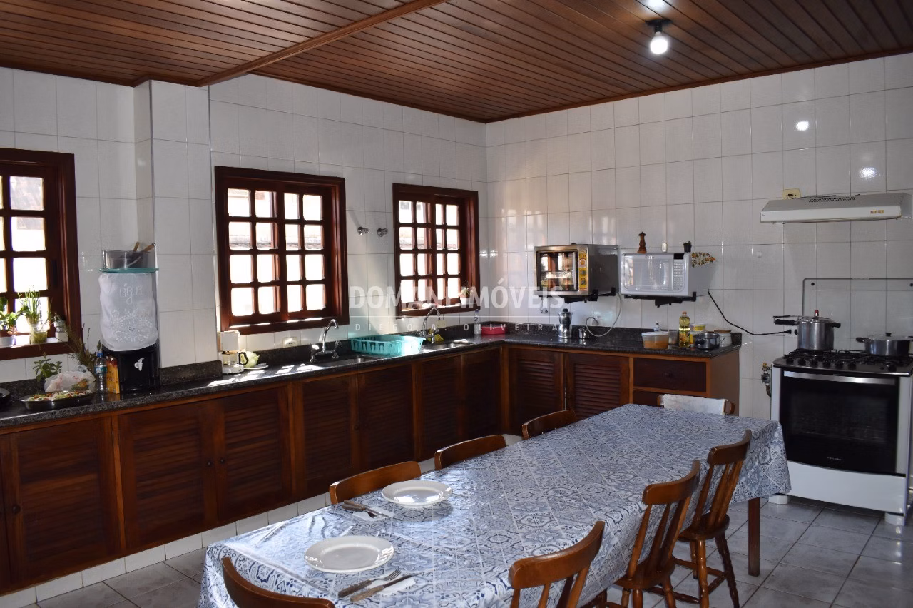 Commercial of 2.560 m² in Campos do Jordão, SP, Brazil