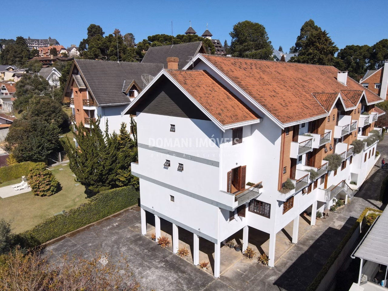 Commercial of 2,560 m² in Campos do Jordão, SP, Brazil
