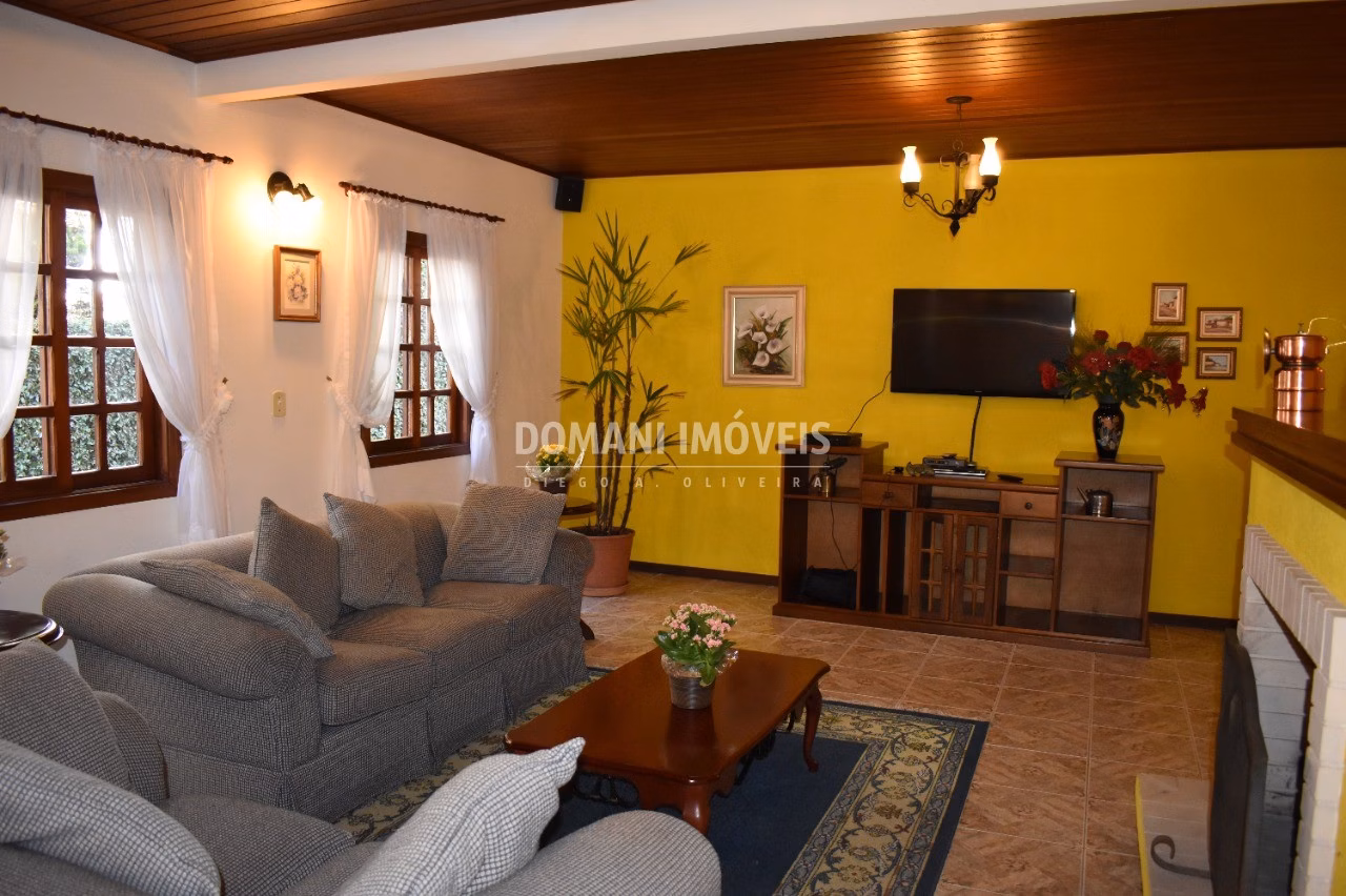 Commercial of 2,560 m² in Campos do Jordão, SP, Brazil