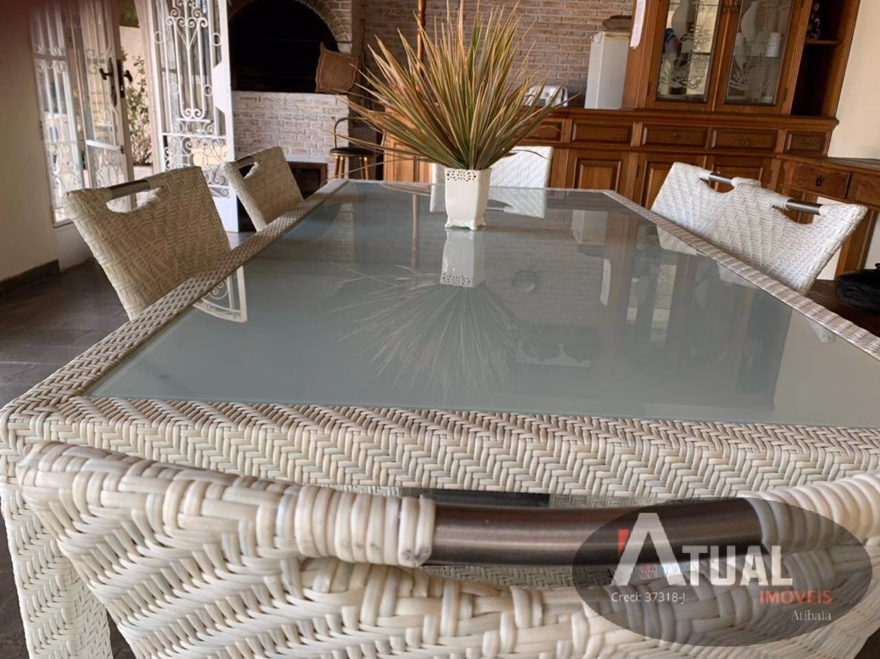 Casa de 2.560 m² em Atibaia, SP