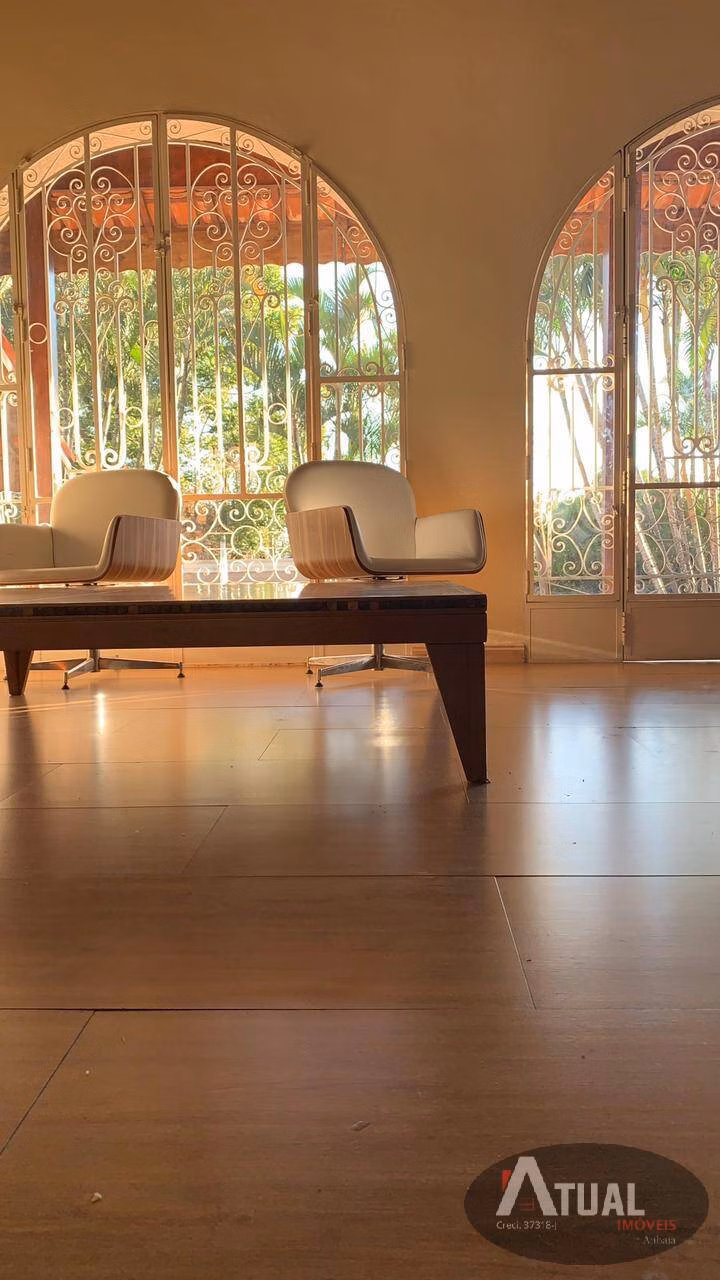 Casa de 2.560 m² em Atibaia, SP
