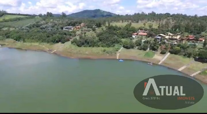 Terreno de 2.960 m² em Piracaia, SP