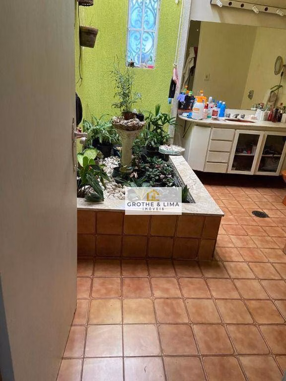 Chácara de 2.500 m² em São José dos Campos, SP