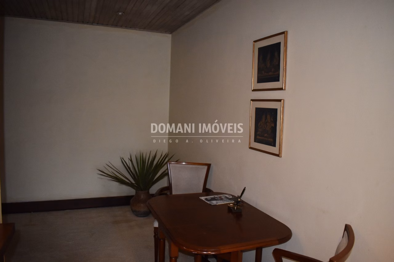 Casa de 9.200 m² em Campos do Jordão, SP