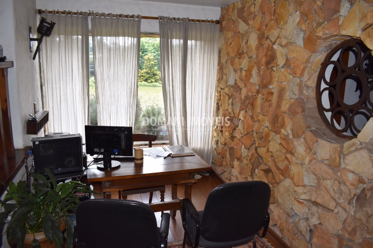 Casa de 9.200 m² em Campos do Jordão, SP