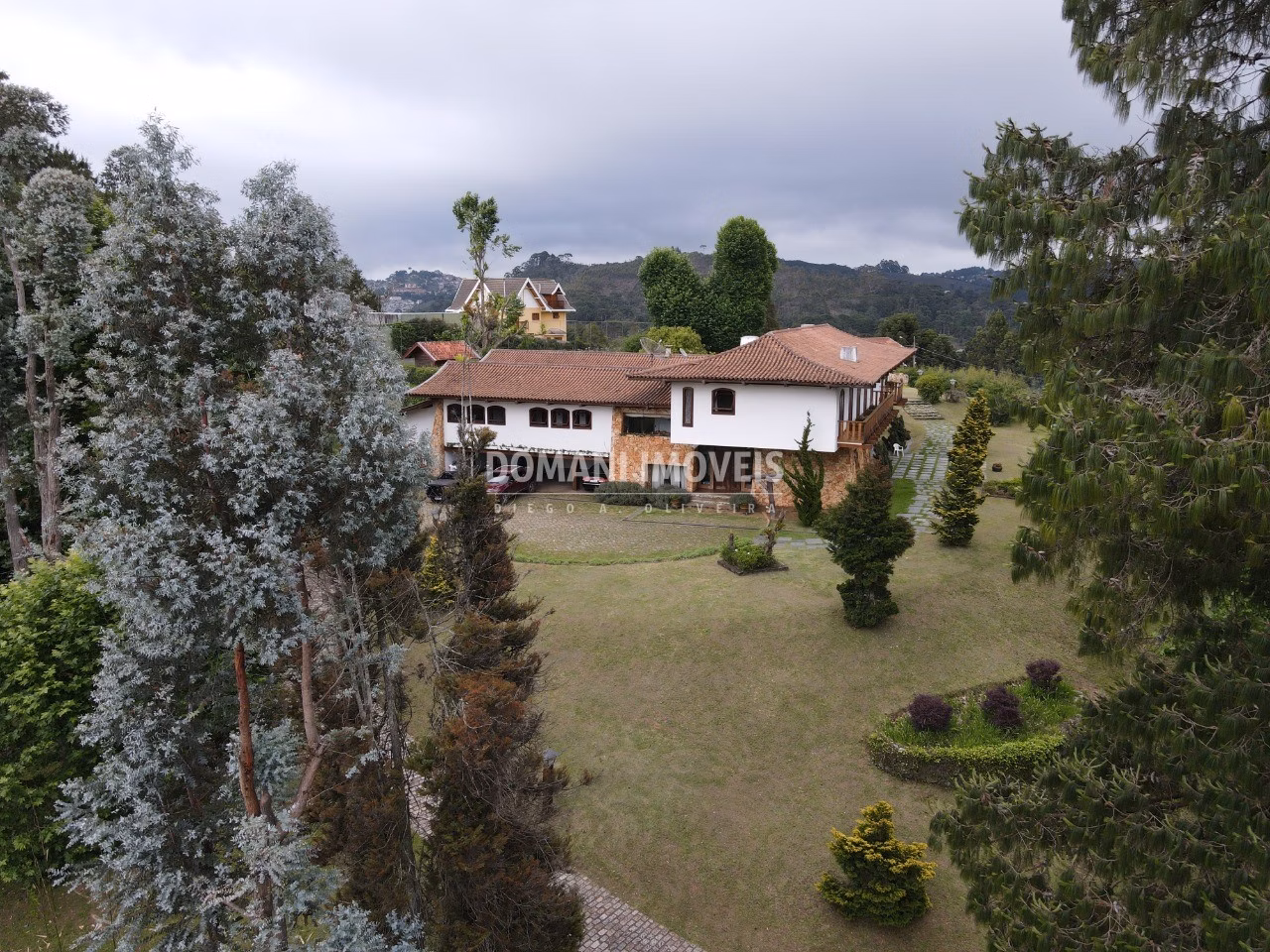 Casa de 9.200 m² em Campos do Jordão, SP