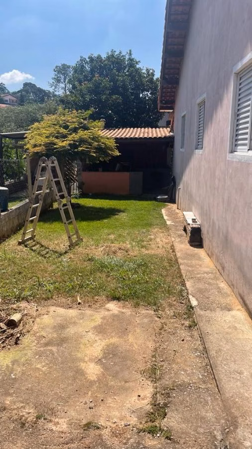 Chácara de 600 m² em São Roque, SP