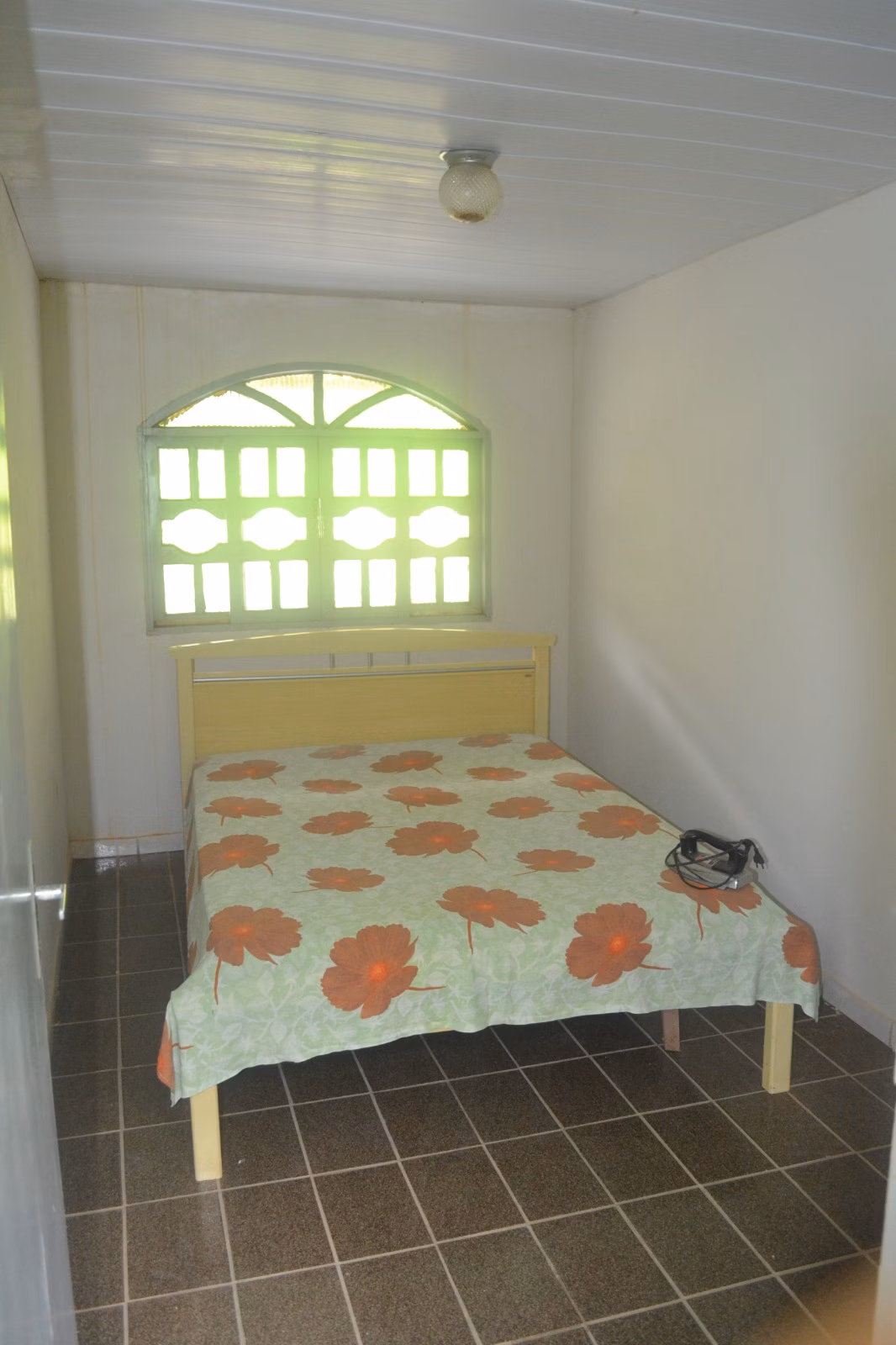 عزبة بمساحة ٤٠٦٬٠٠٠ m² في Santa Leopoldina، ES