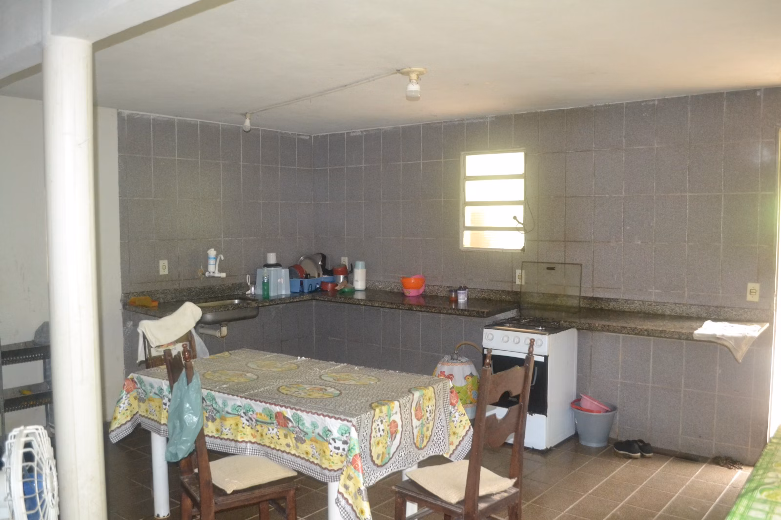 عزبة بمساحة ٤٠٦٬٠٠٠ m² في Santa Leopoldina، ES