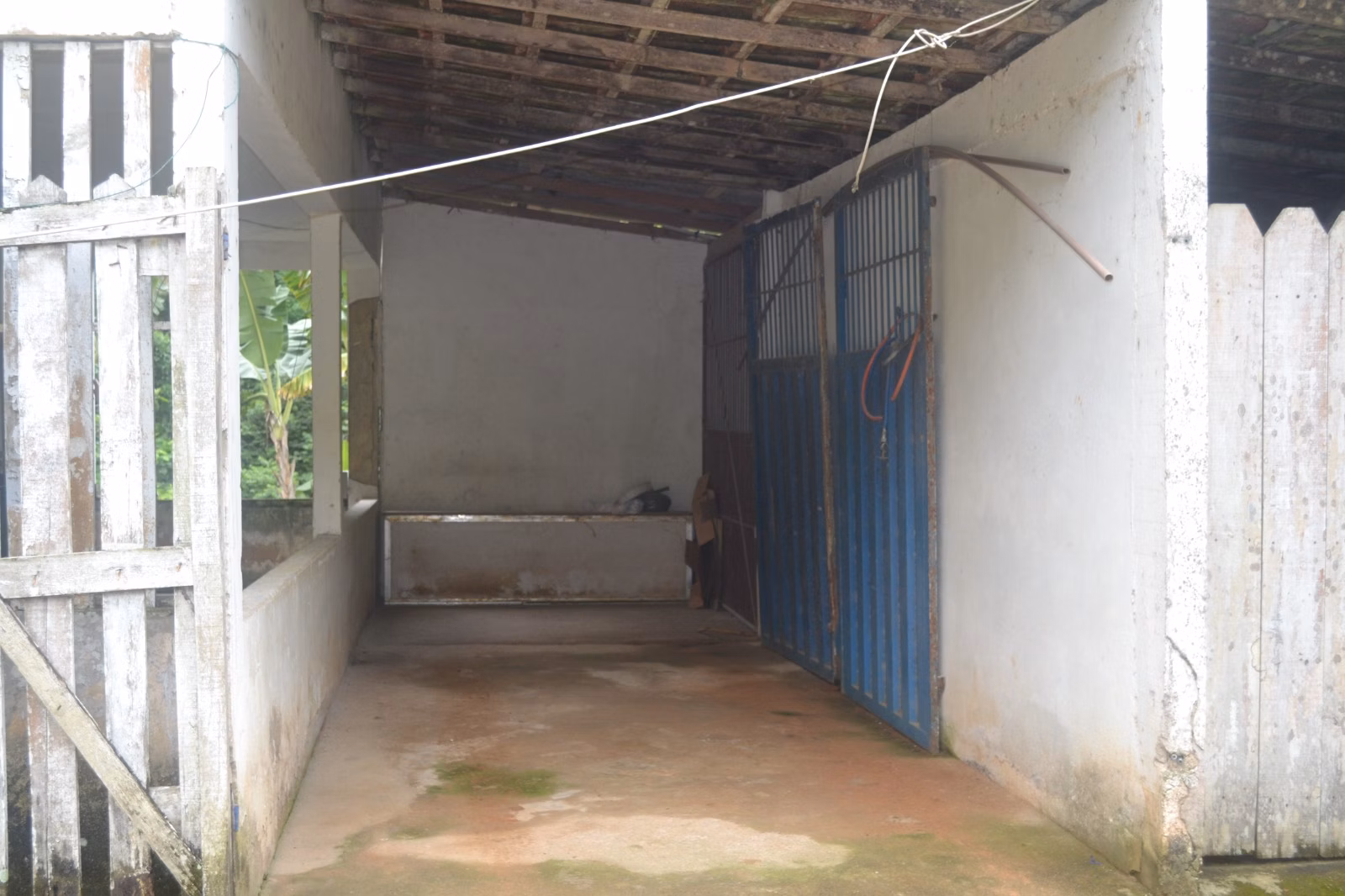 عزبة بمساحة ٤٠٦٬٠٠٠ m² في Santa Leopoldina، ES