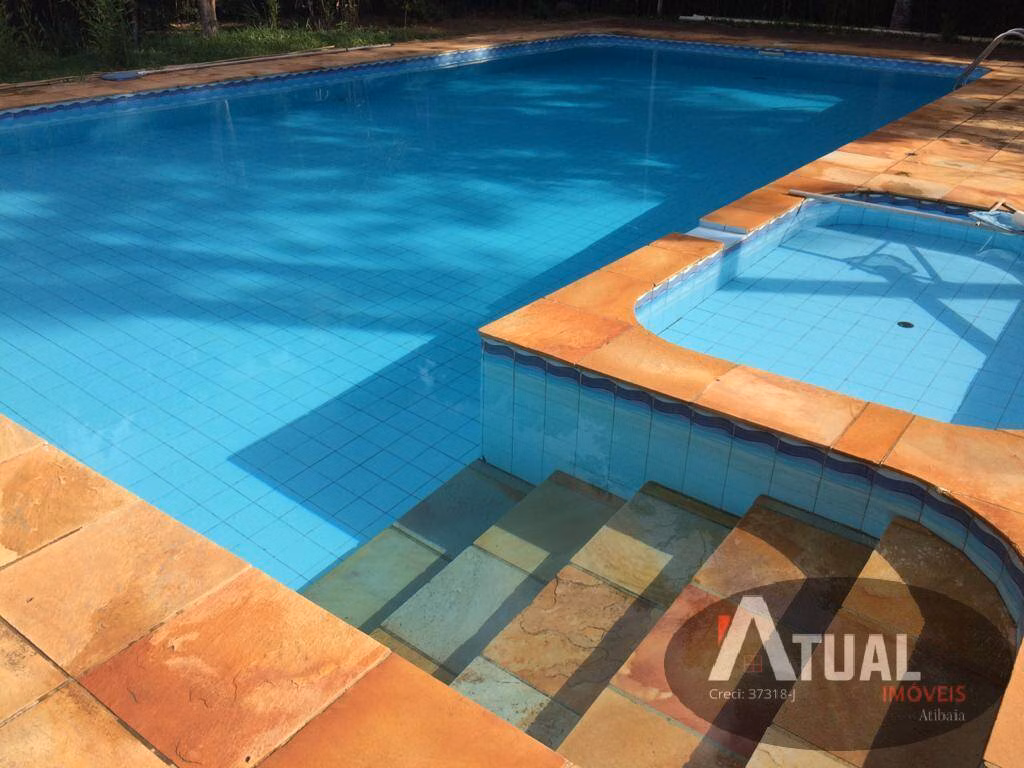 Chácara de 2.500 m² em Atibaia, SP
