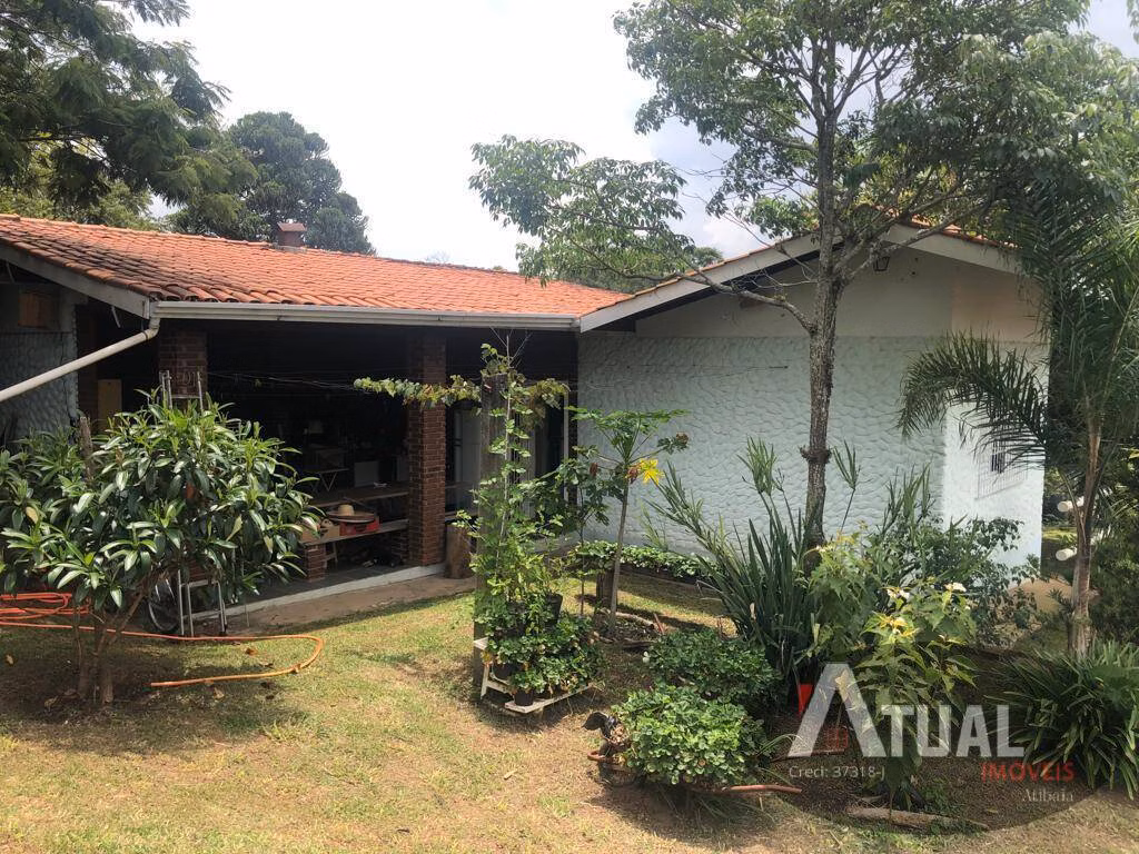 Chácara de 2.500 m² em Atibaia, SP