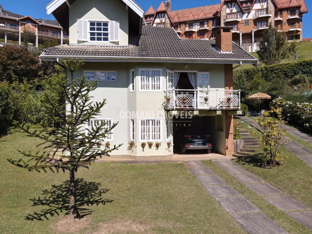Casa de 820 m² em Campos do Jordão, SP