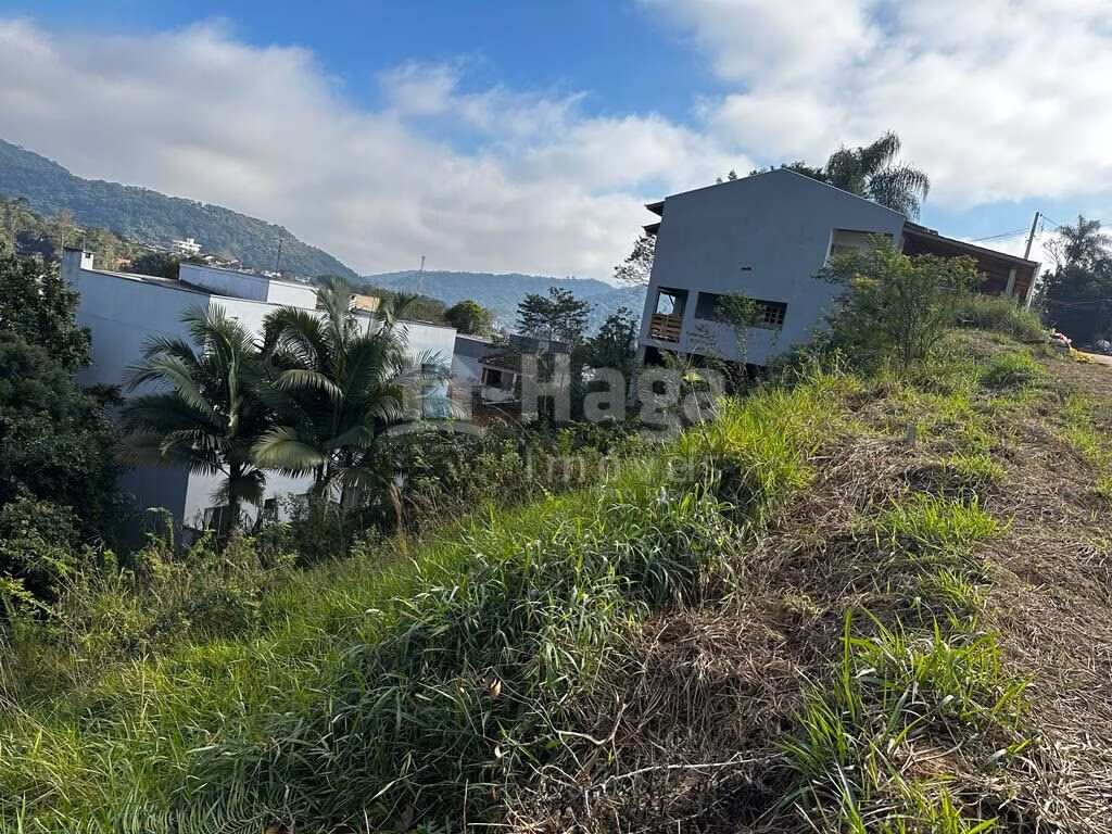 Terreno de 286 m² em Brusque, SC