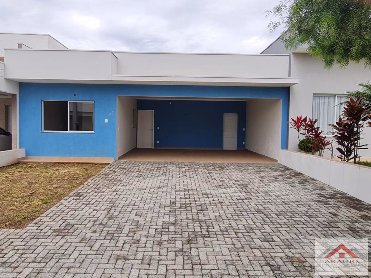 Casa de 300 m² em Paulínia, SP
