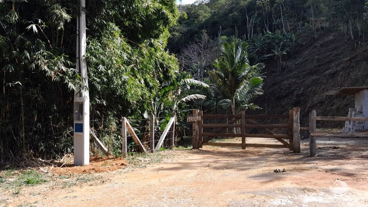 Chácara de 7.000 m² em Monteiro Lobato, SP