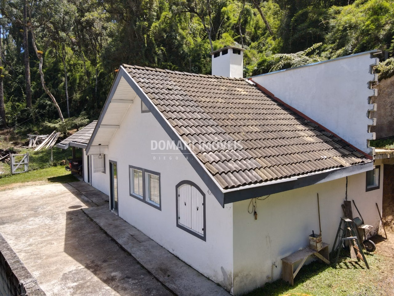 Casa de 1.310 m² em Campos do Jordão, SP